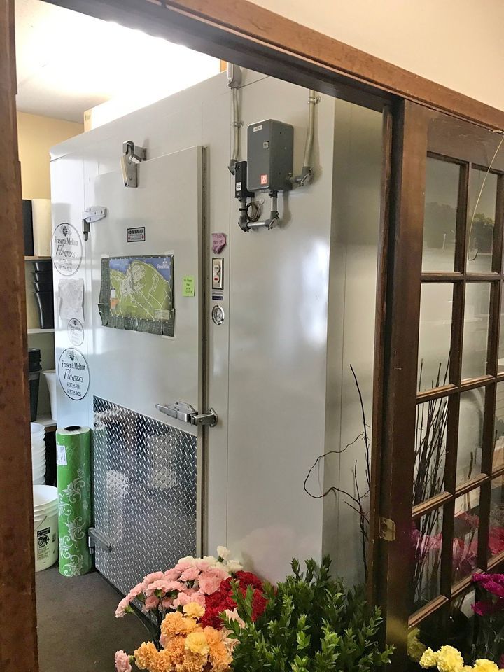 Cool Master Walk-In Cooler Box with Floor